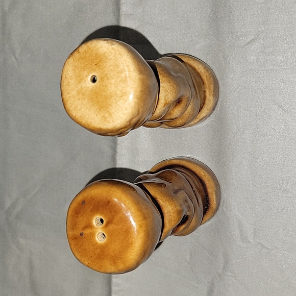 Kon Tiki Ceramic Tiki Figurine Salt and Pepper Shakers - Picture 5 of 6